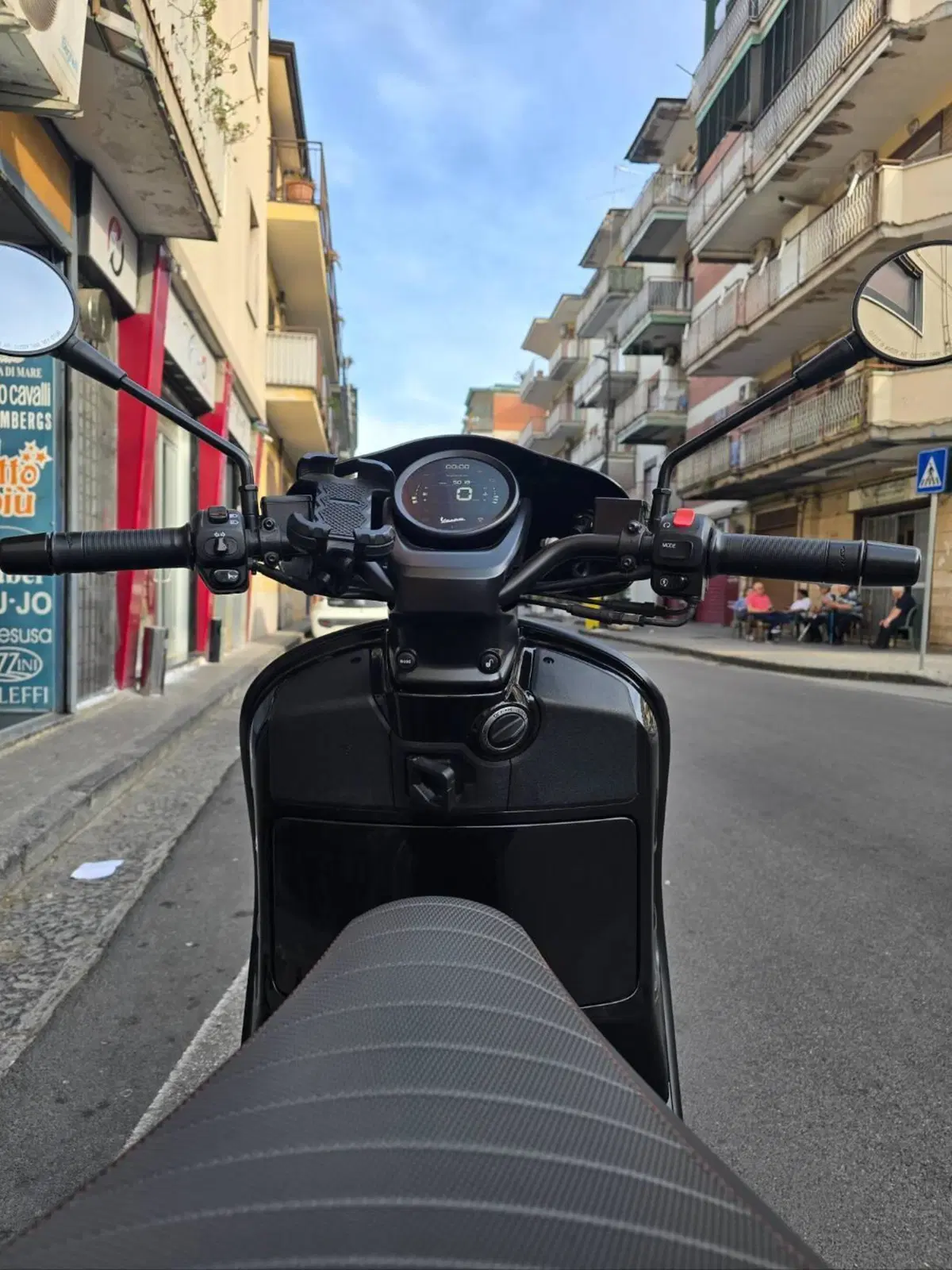 Vespa GTV 300 Hpe (2023 - 25) (8)