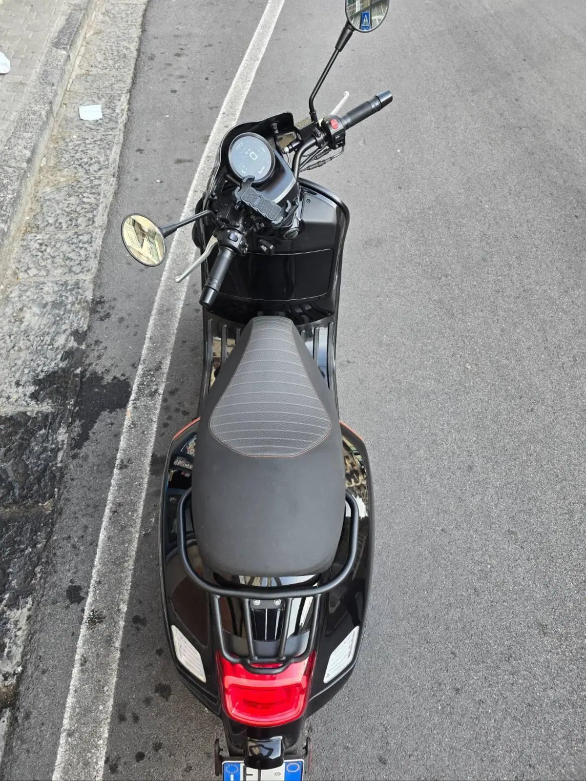 Vespa GTV 300 Hpe (2023 - 25) (12)