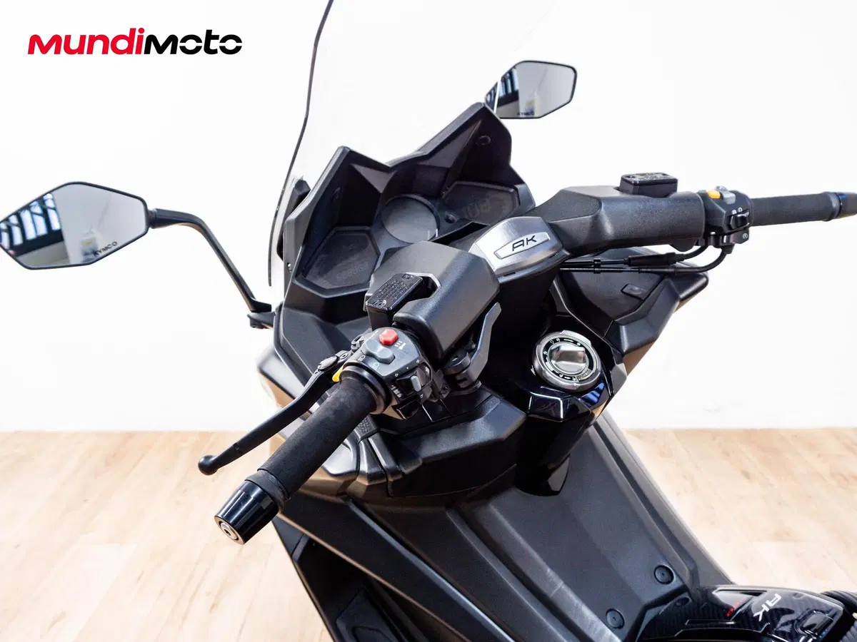 Kymco AK 550 ETS (2021 - 26) (11)