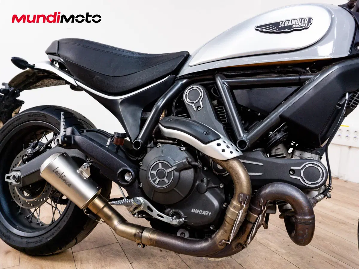 Ducati Scrambler 800 Icon Dark (2020) (5)