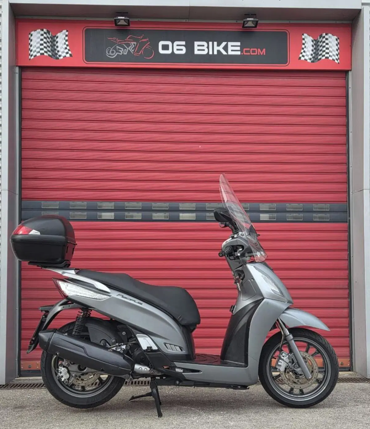 Kymco People 300i GT ABS (2016 - 20) (5)