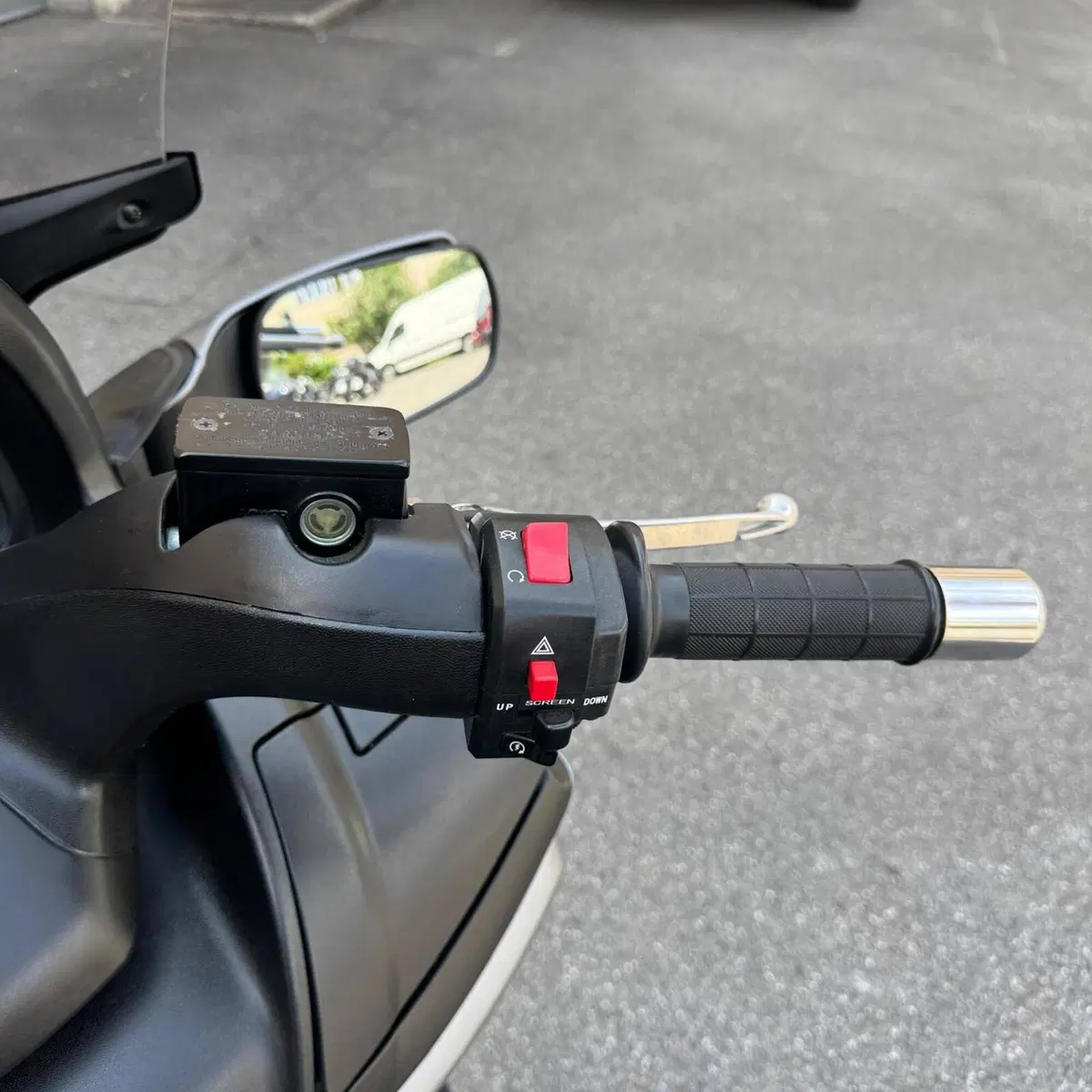 Suzuki Burgman AN 650 Executive ABS (2013 - 17) (7)