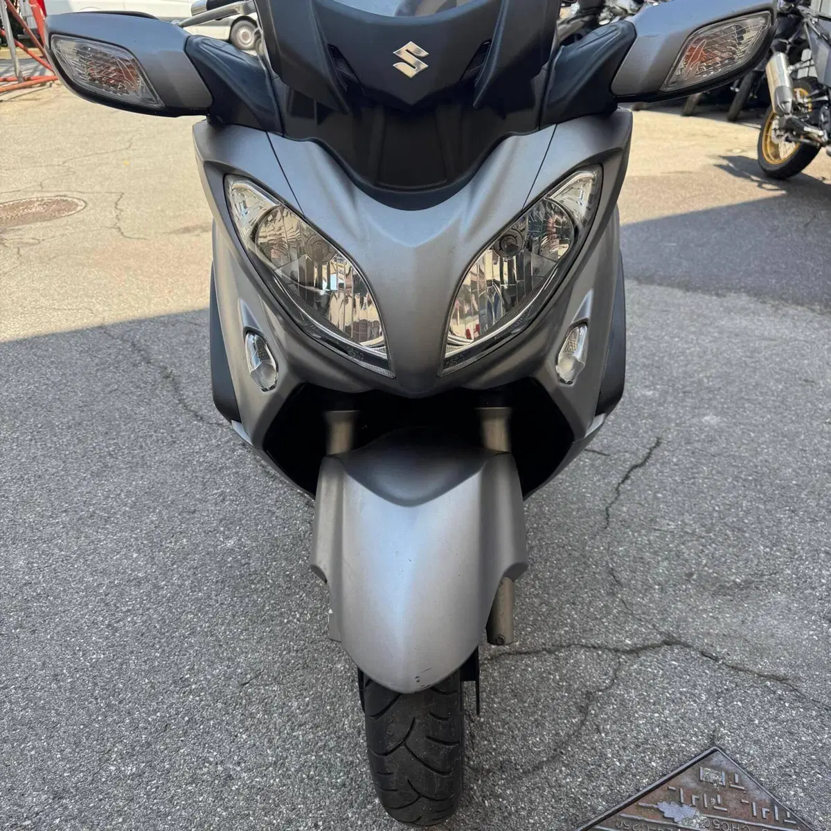 Suzuki Burgman AN 650 Executive ABS (2013 - 17)