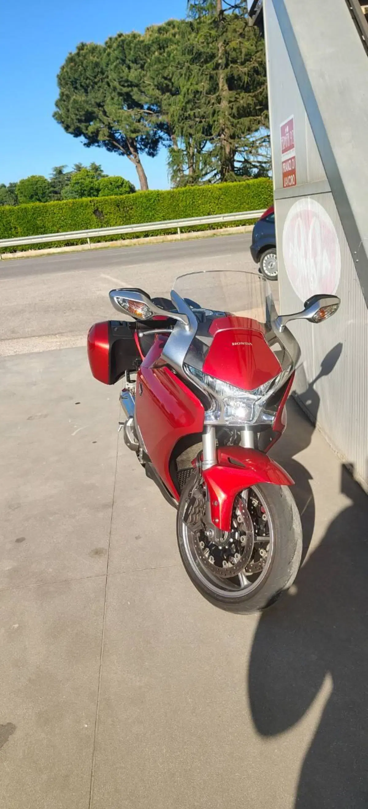 Honda VFR 1200 F DCT ABS (2010 - 16) (3)