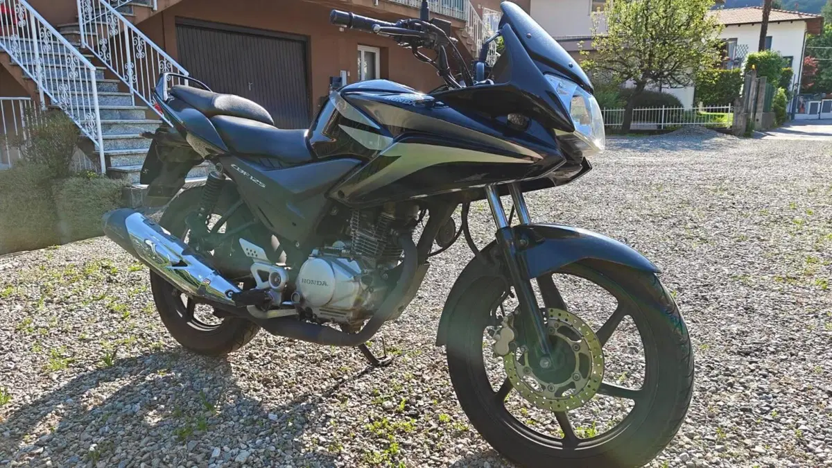 Honda CBF 125 (2008- 14) (2)