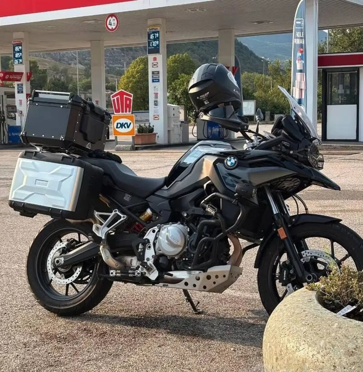 Bmw F 750 GS (2021 - 24) (2)