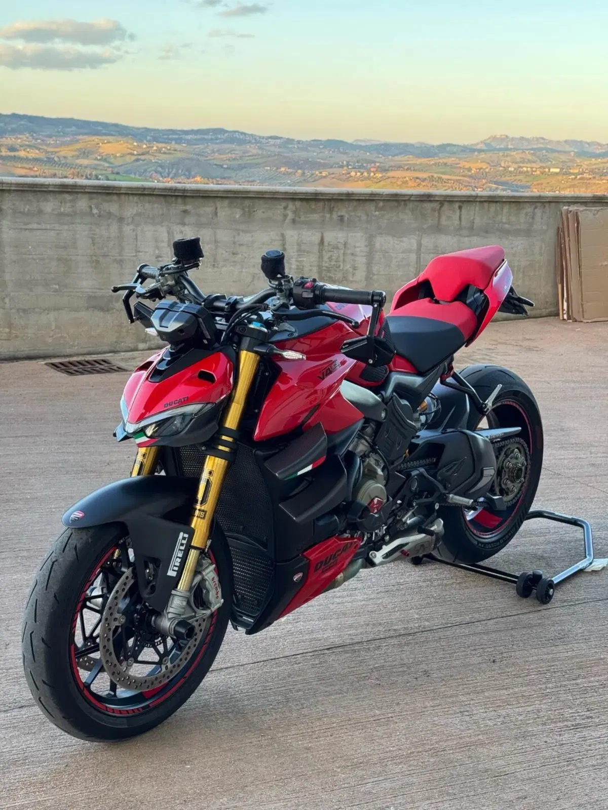 Ducati Streetfighter V4 S (2023 - 24) (5)