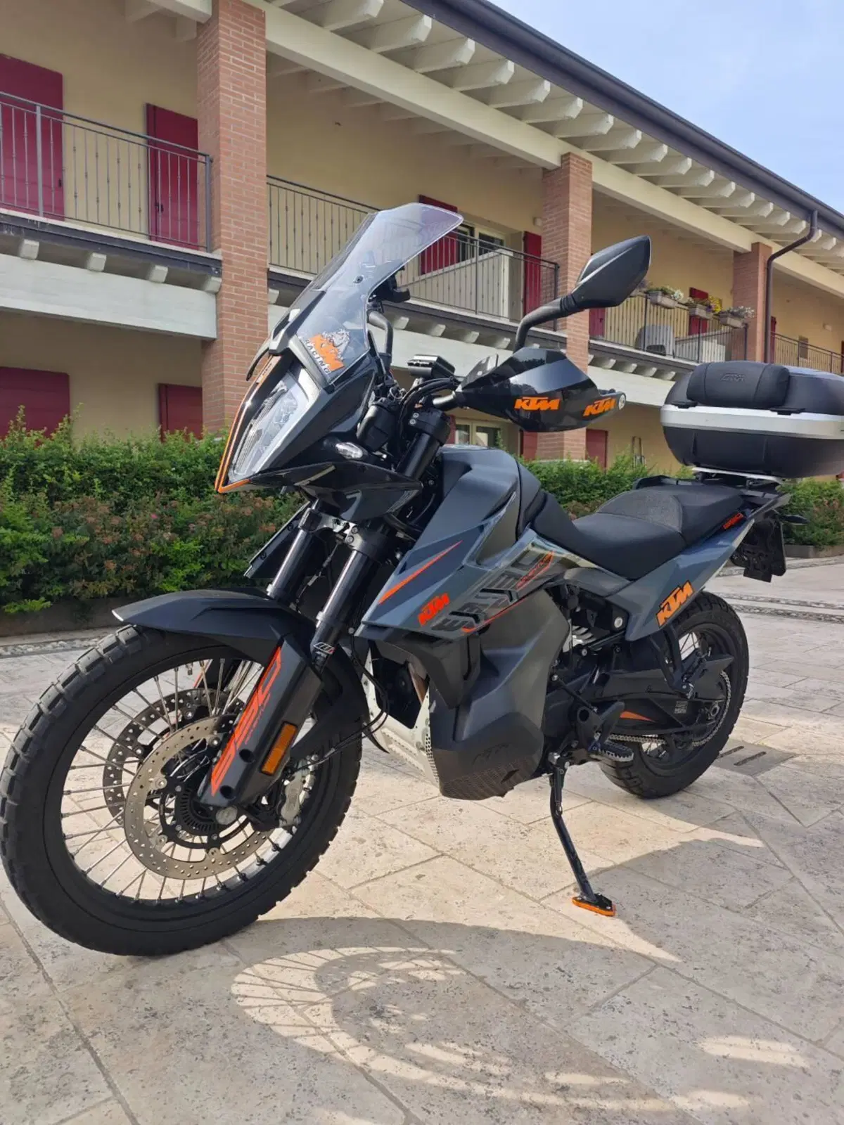 KTM 890 Adventure (2021) (3)