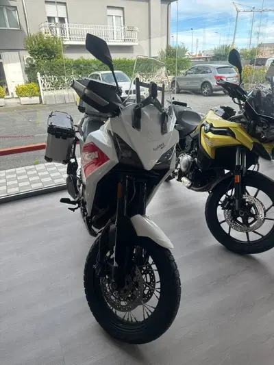Moto Morini X-Cape 650 (2021 - 26) usata