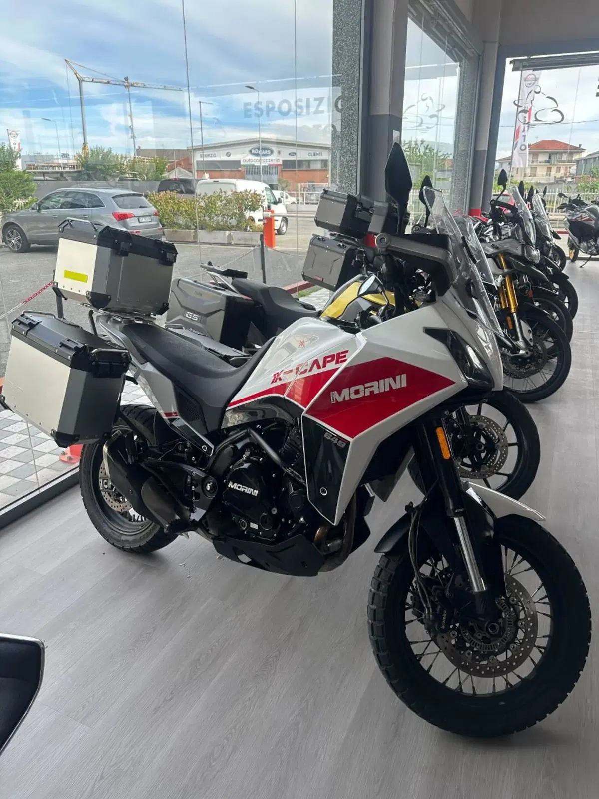 Moto Morini X-Cape 650 (2021 - 26) (2)