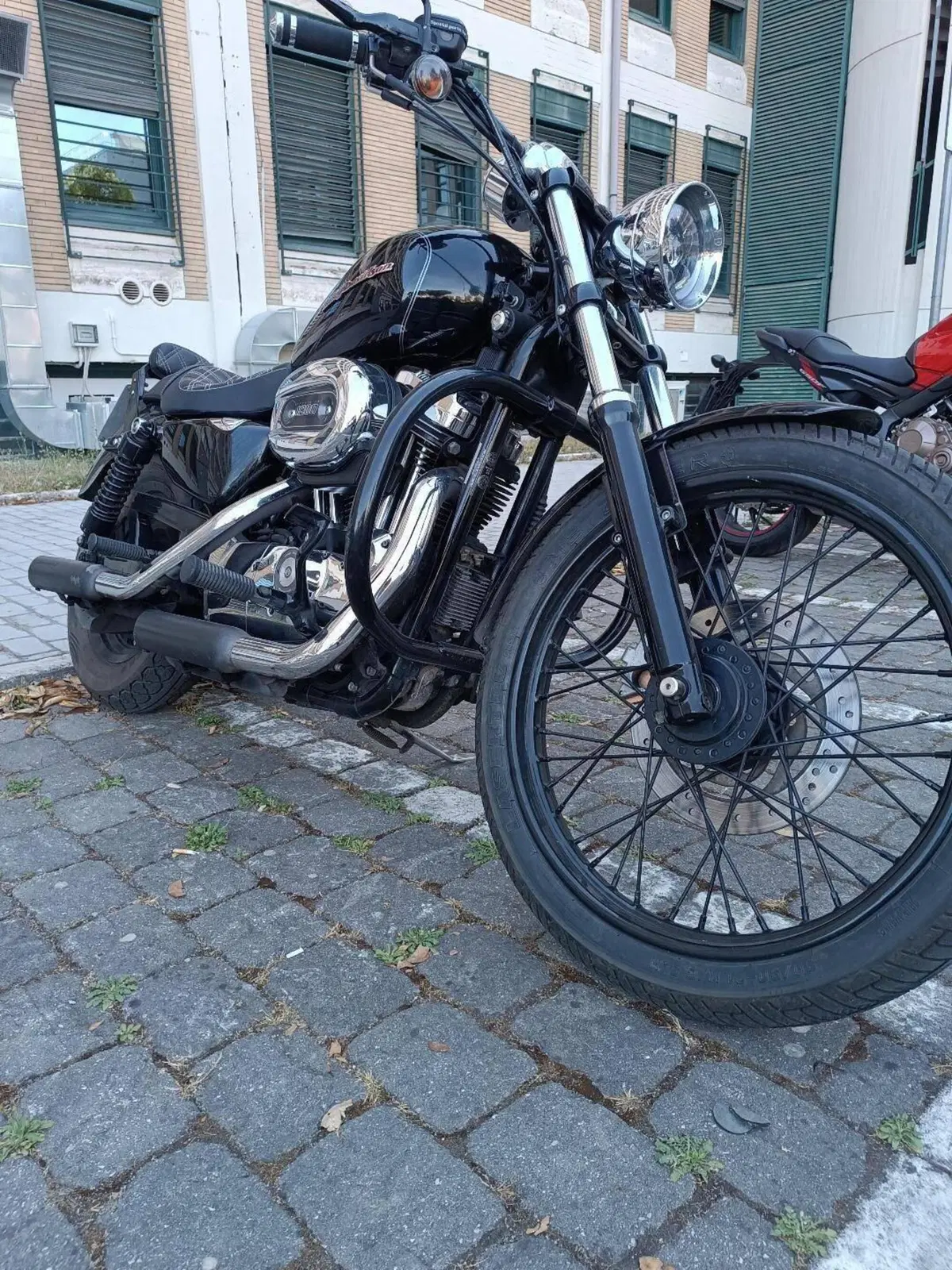 Harley-Davidson 1200 Custom (2004 - 06) - XL 1200C (5)