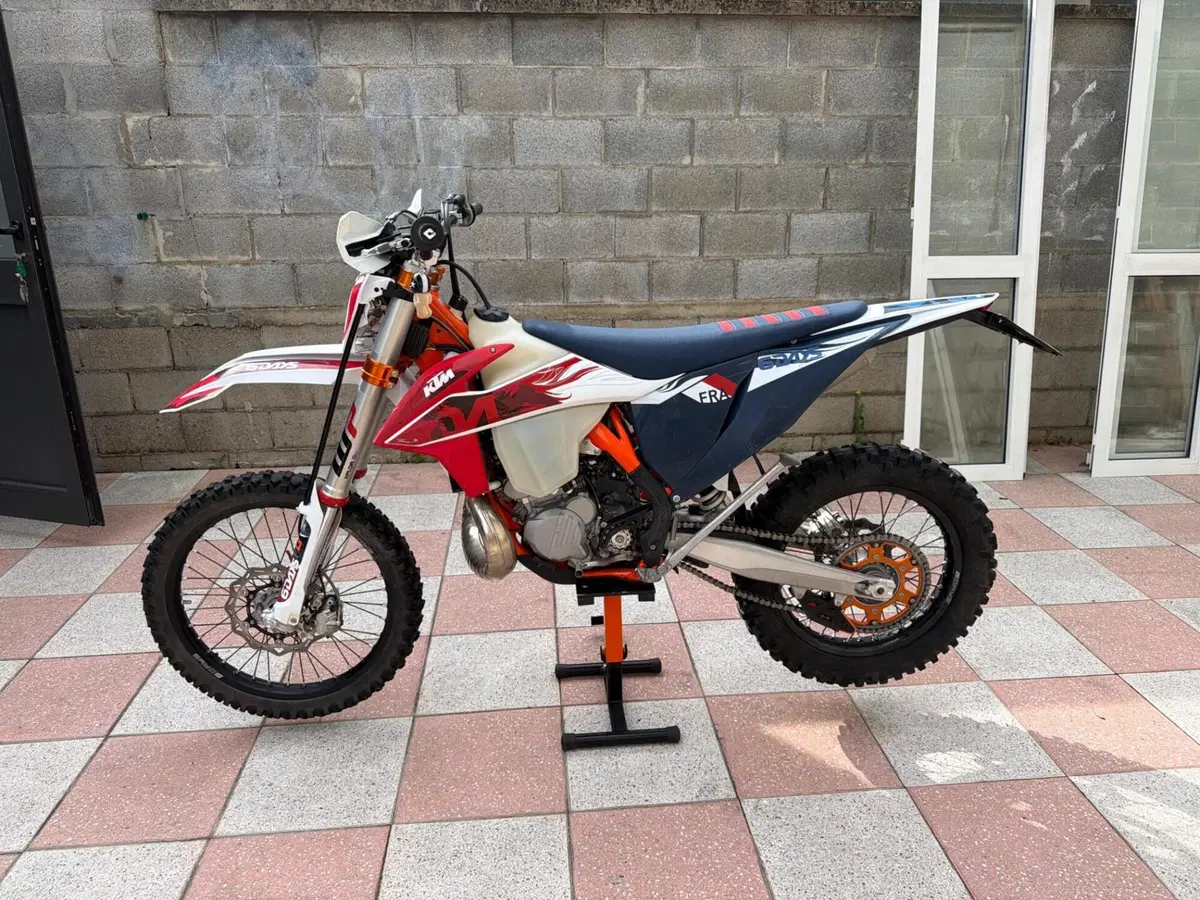 KTM 250 EXC TPI Six Days (2023)