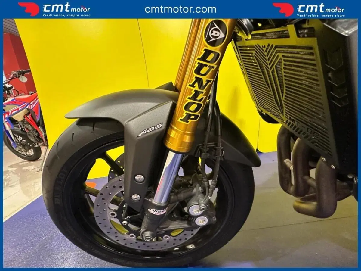 Yamaha MT-09 ABS (2016) (11)