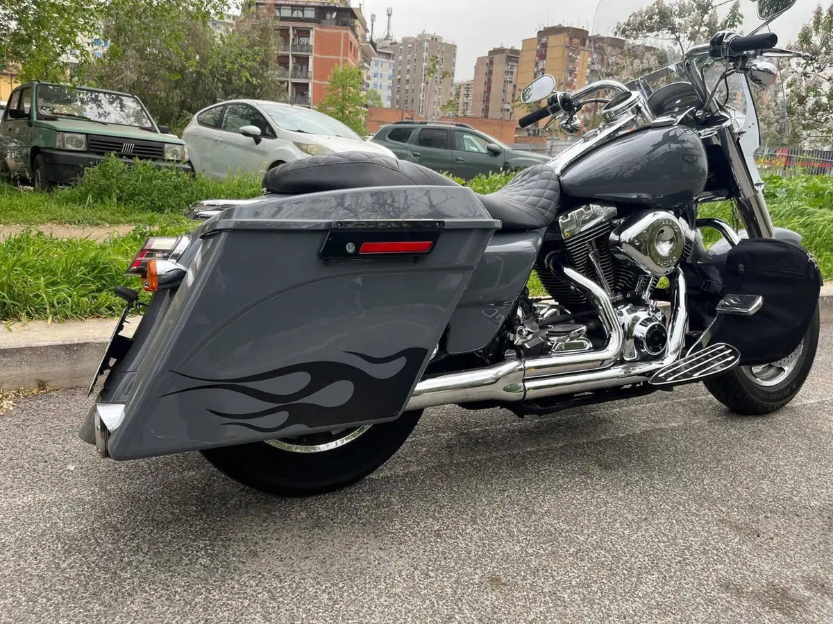Harley-Davidson 1450 Road King (2002 - 04) - FLHRI (2)