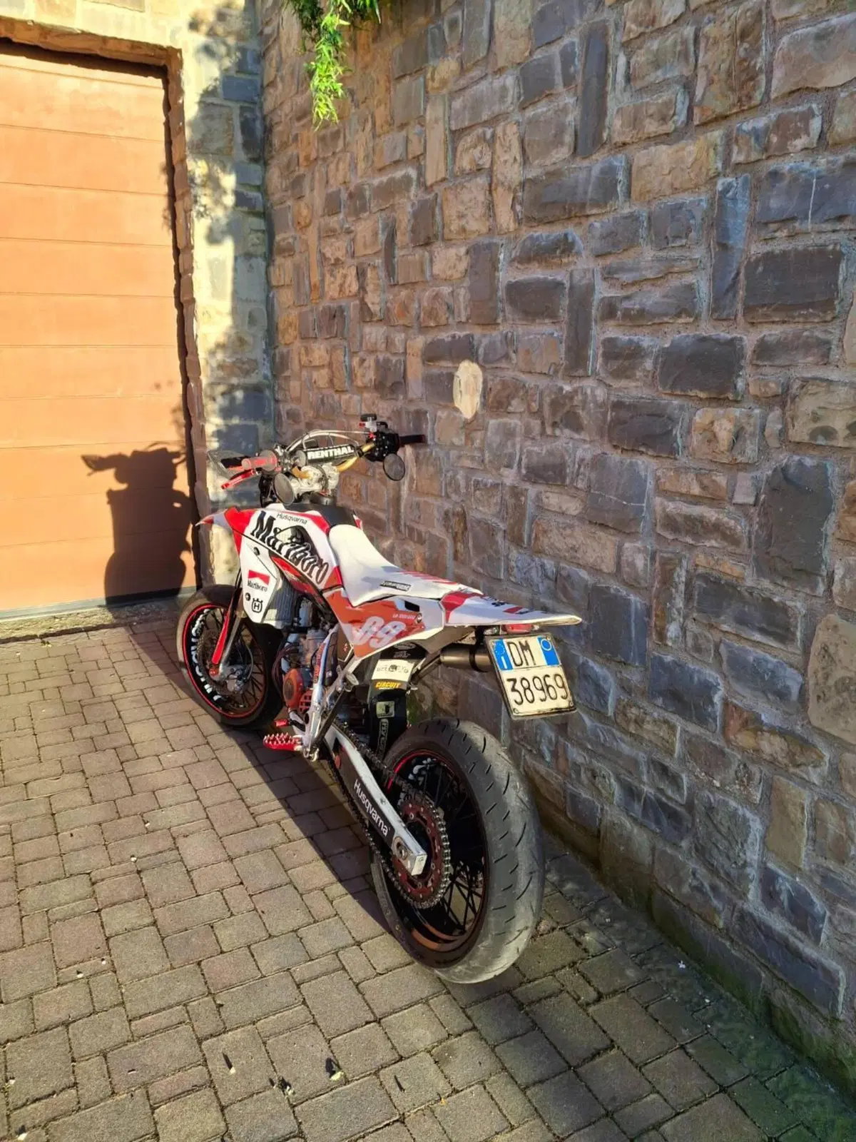 Husqvarna SM 125 (2009) (2)