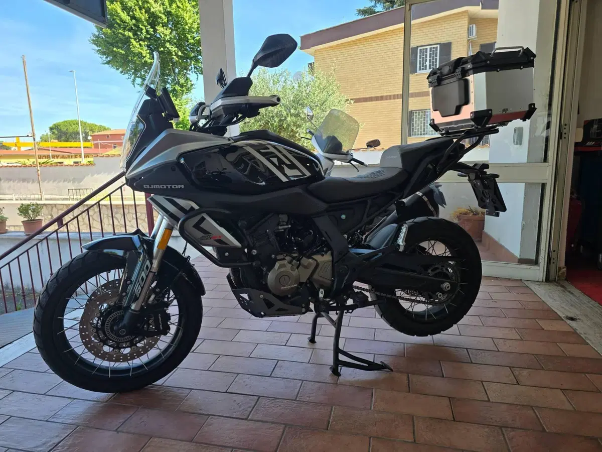 QJ Motor SRT 600 SX (2024 - 26) (4)