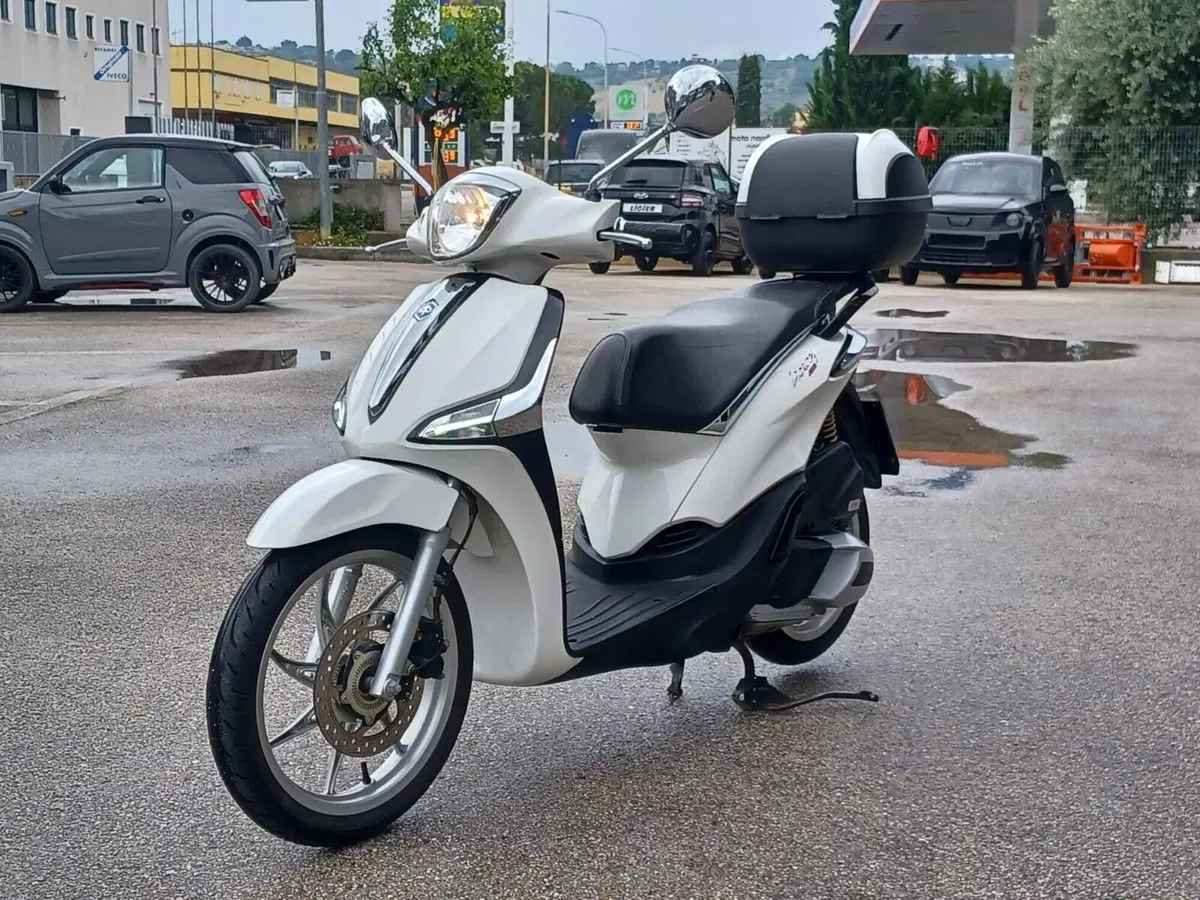 Piaggio Liberty 150 3V ABS (2021 - 24) (4)