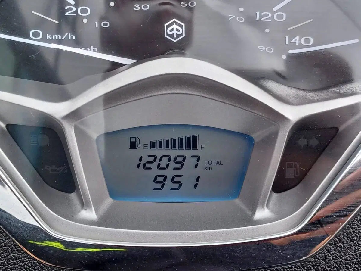 Piaggio Liberty 150 3V ABS (2021 - 24) (7)