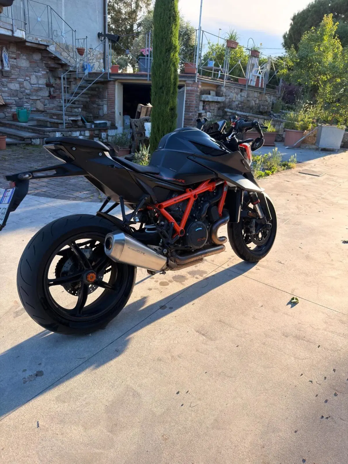 KTM 1290 Super Duke R (2020) (4)