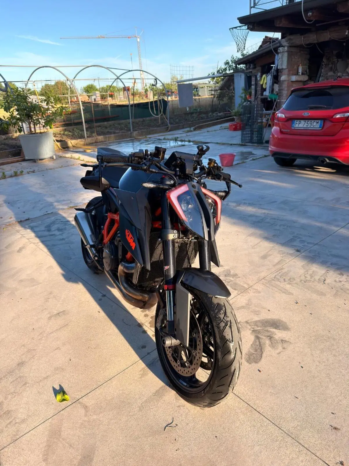 KTM 1290 Super Duke R (2020) (7)