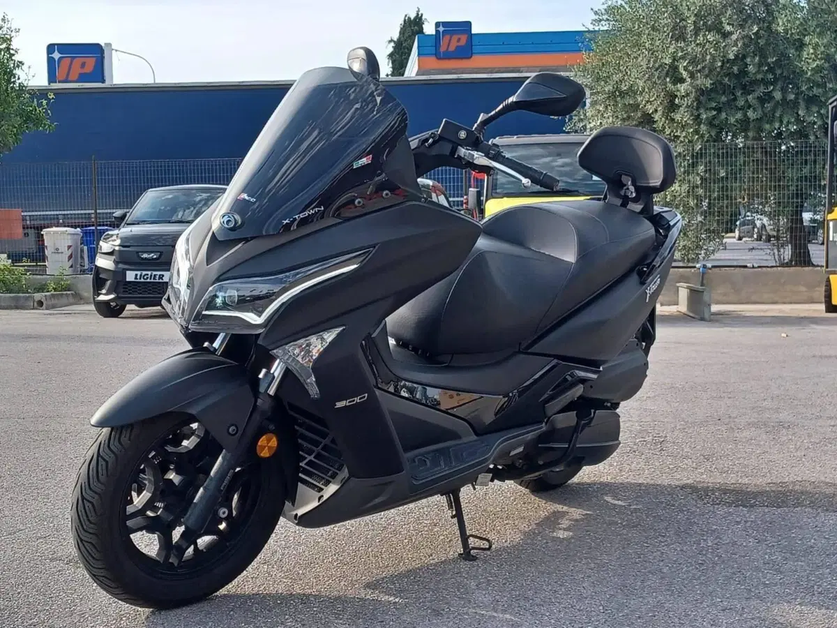 Kymco X-Town 300i (2021 - 24) (5)