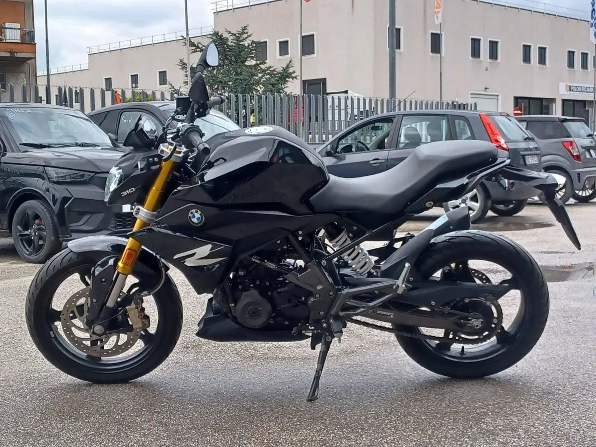 Bmw G 310 R (2021 - 25) (2)