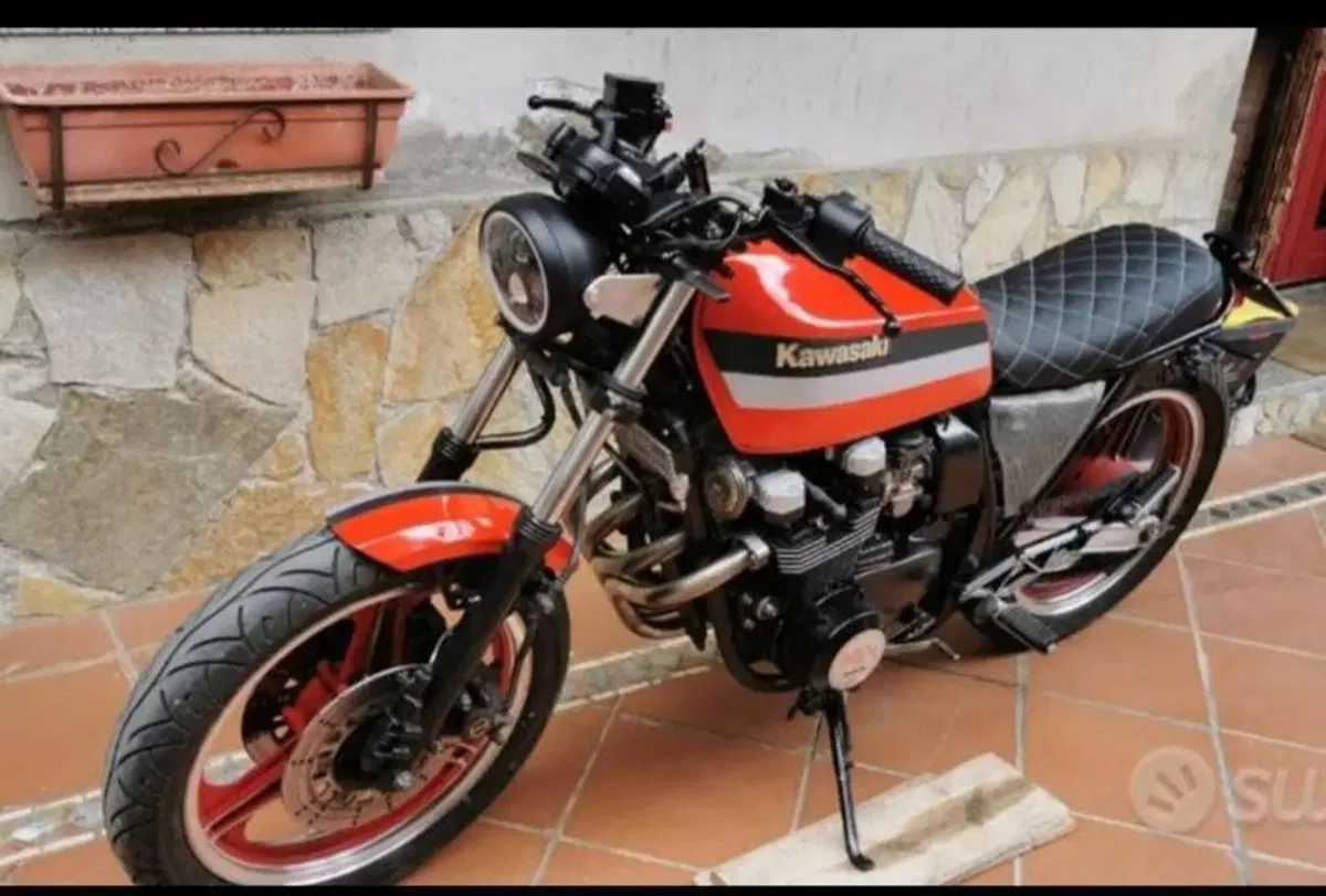 Kawasaki Gpz550 unitrack  (2)