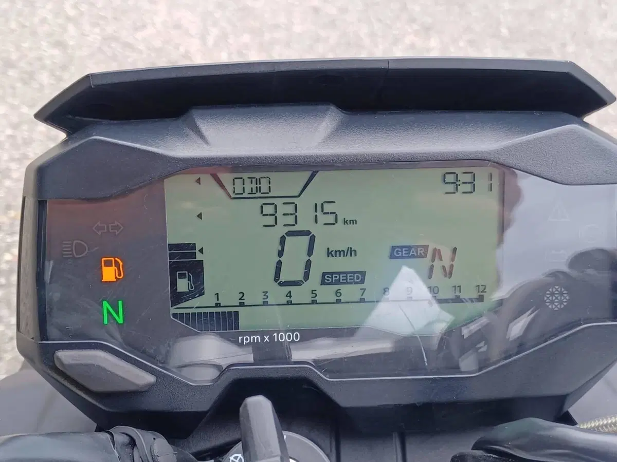 Bmw G 310 R (2021 - 25) (8)