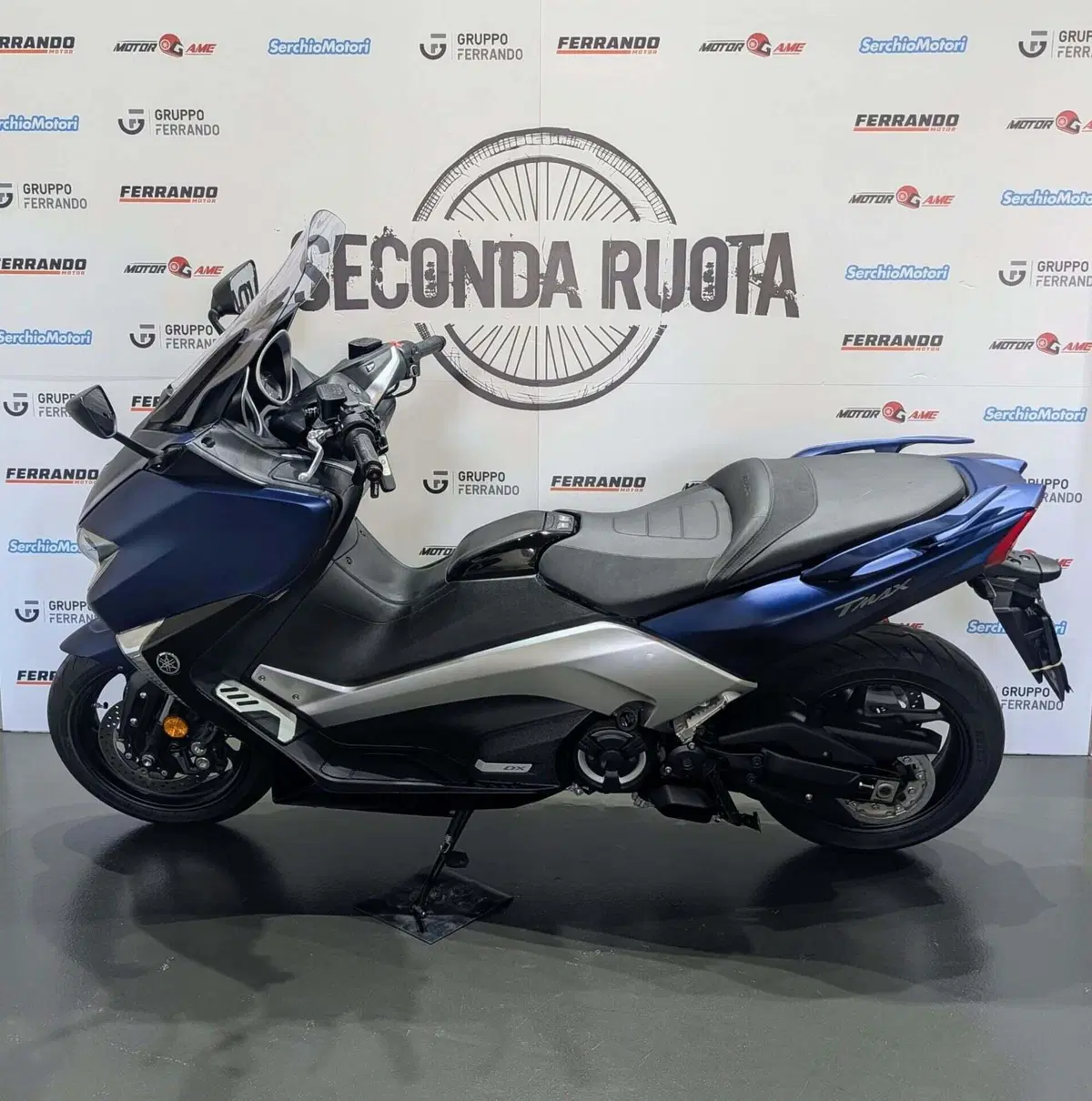 Yamaha T-Max 530 DX (2017 - 19) (5)