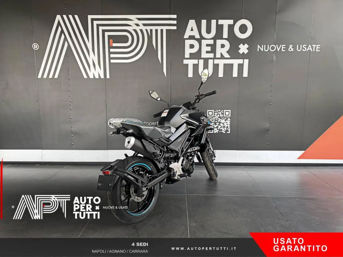 CFMOTO 125NK (2025 - 26) (4)