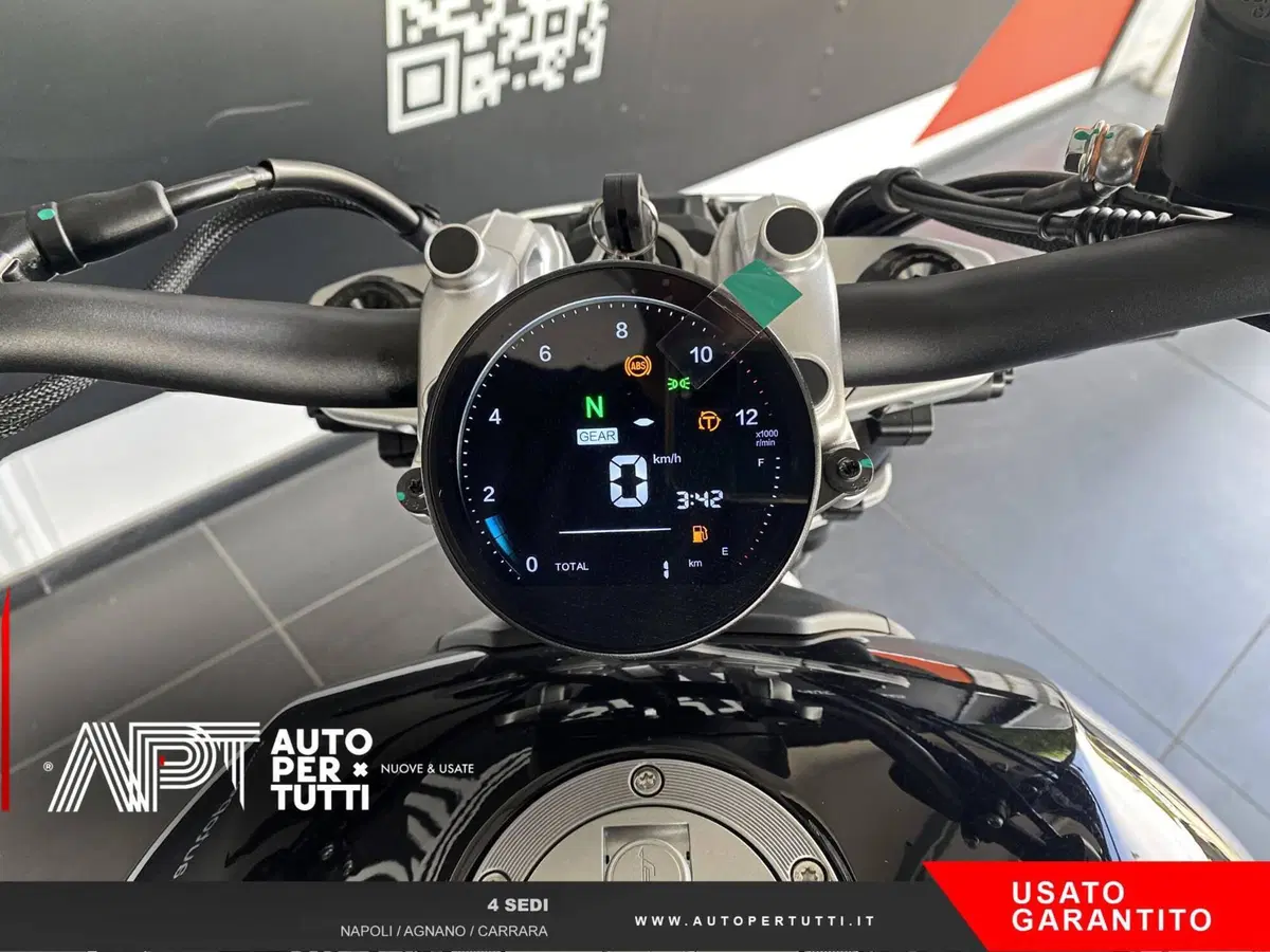 Benelli Leoncino 400 Bobber (2026) (14)
