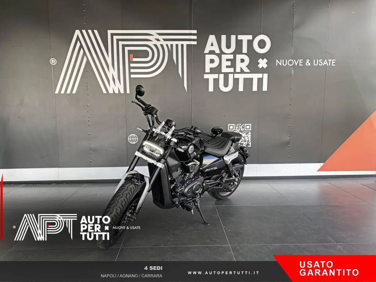 Benelli Leoncino 400 Bobber (2026) (16)