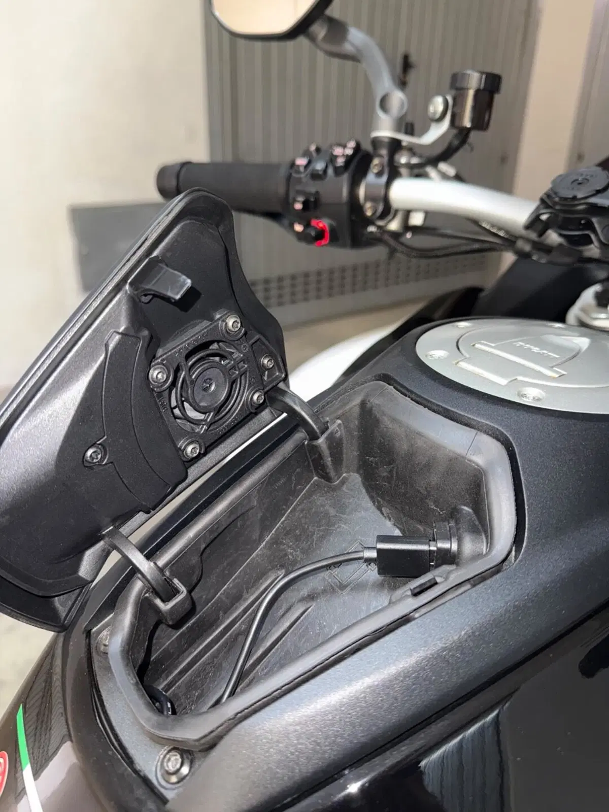 Ducati Multistrada V4 S (2021 - 24) (7)