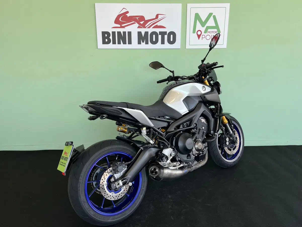 Yamaha MT-09 SP (2018 - 20) (8)