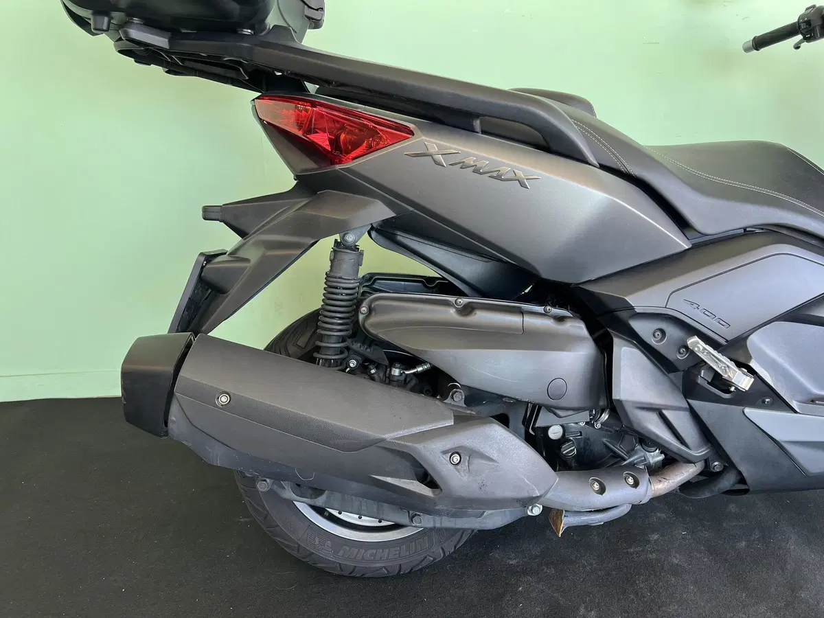 Yamaha X-Max 400 ABS (2013 - 16) (12)