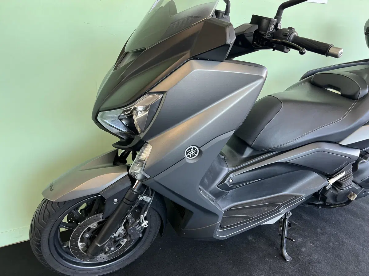 Yamaha X-Max 400 ABS (2013 - 16) (15)