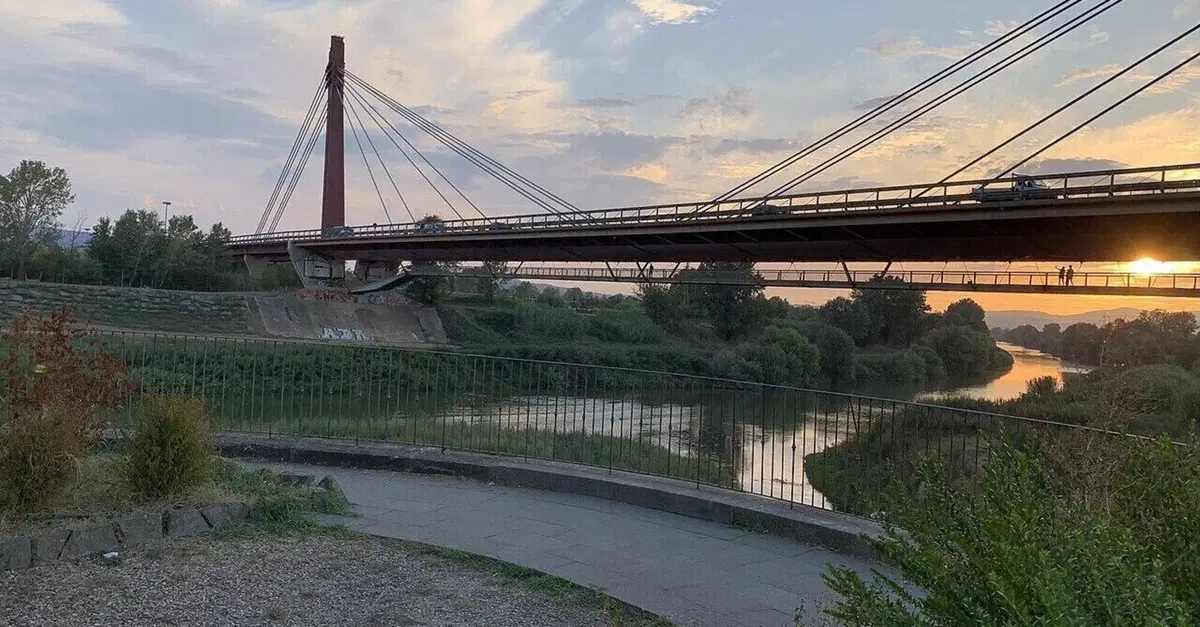 Tragedia sul Ponte all'Indiano, pedone investito e ucciso da uno scooter, traffico di Firenze in tilt 