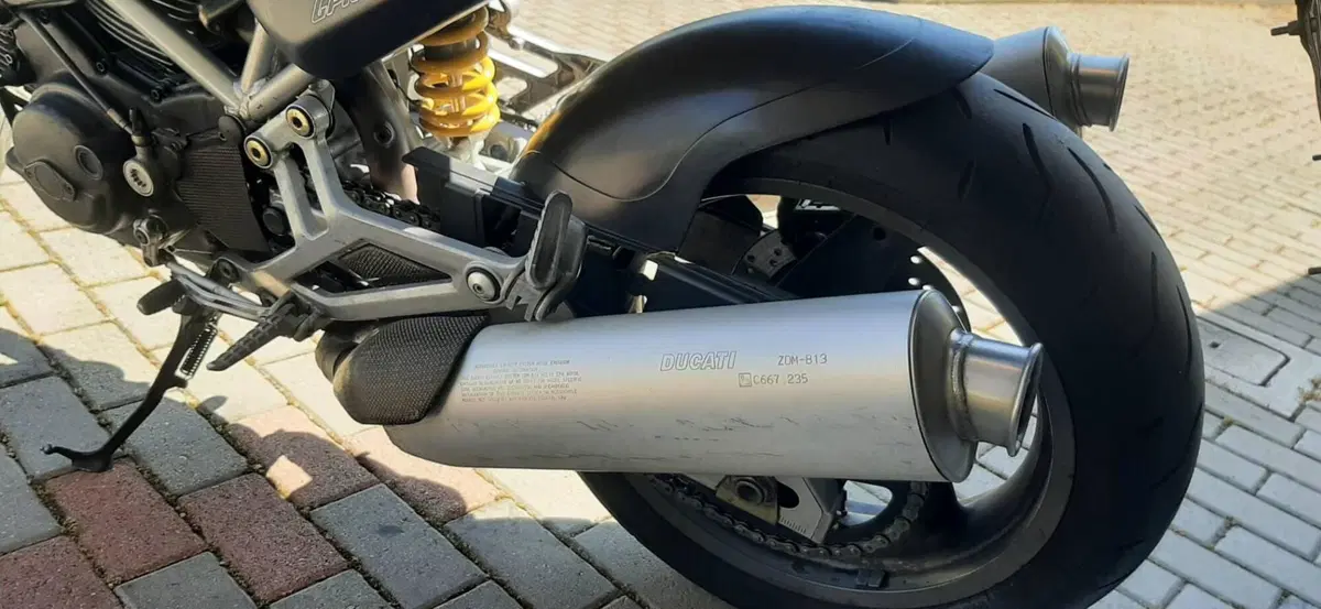 Ducati Monster 620 Dark (2003 - 06) (7)