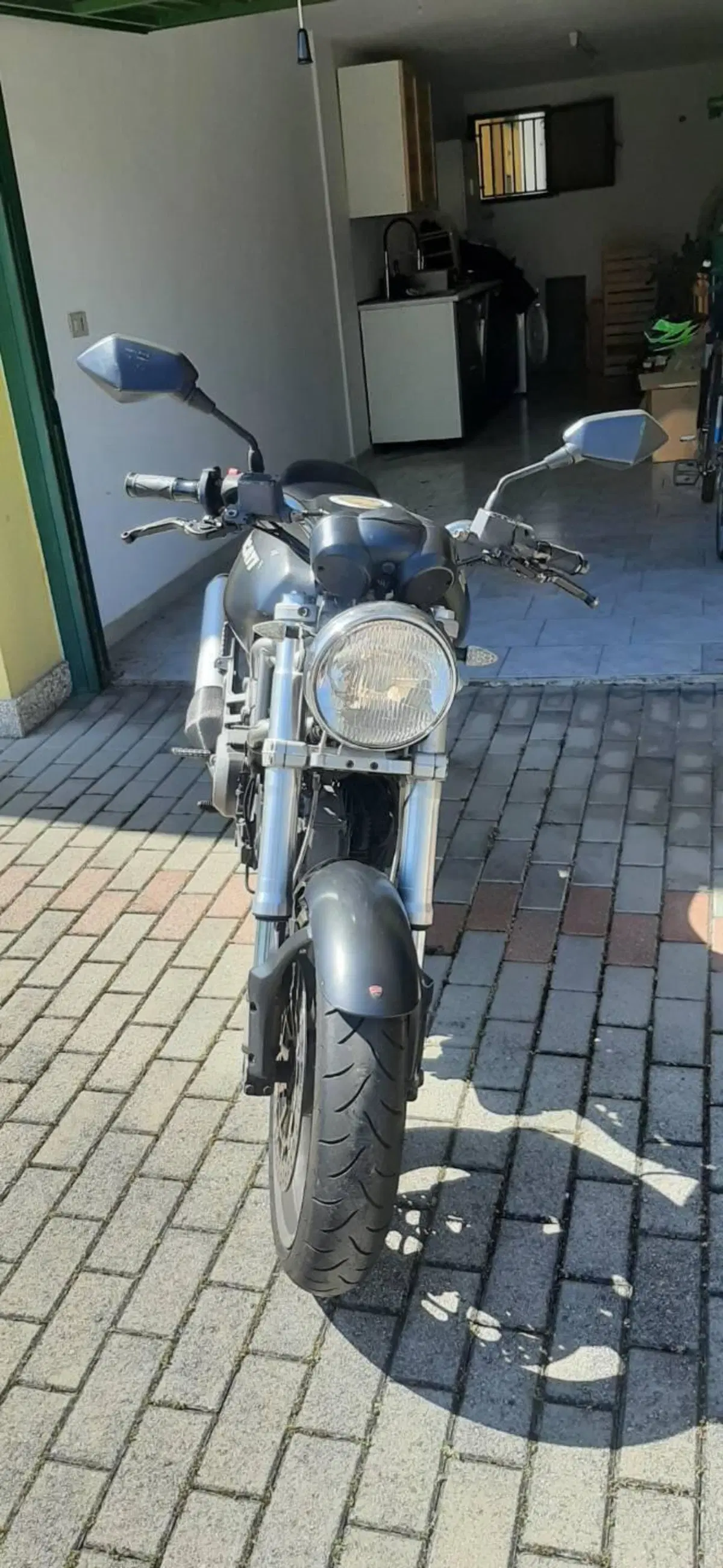 Ducati Monster 620 Dark (2003 - 06) (9)