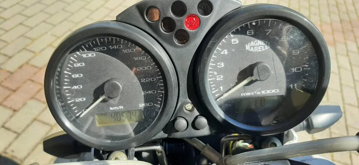 Ducati Monster 620 Dark (2003 - 06) (11)