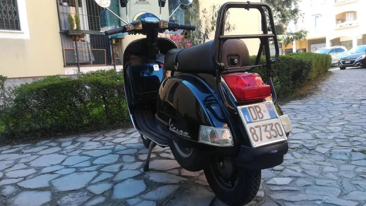 Piaggio Vespa 150 PX (1980 - 00) (8)