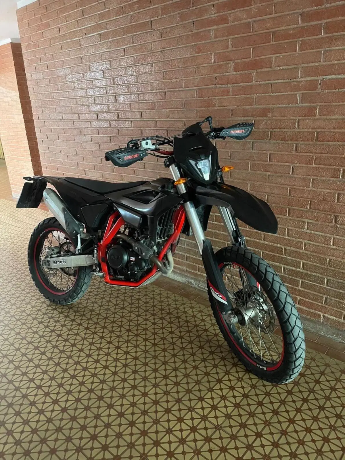 Betamotor RR 125 4T Enduro LC (2021 - 23) (2)
