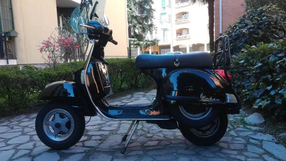 Piaggio Vespa 150 PX (1980 - 00) (9)