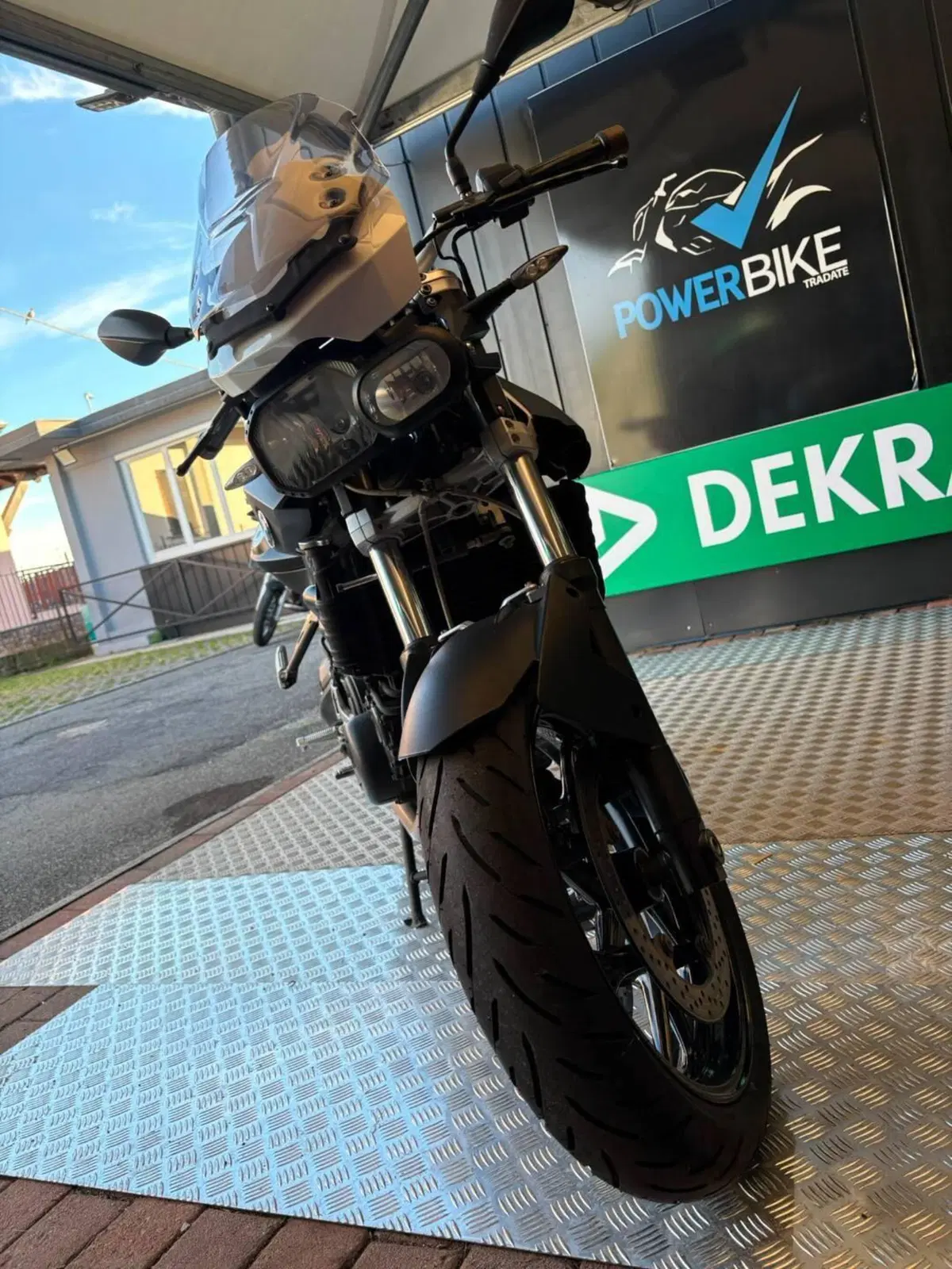 Bmw F 800 R (2009 - 11) (5)