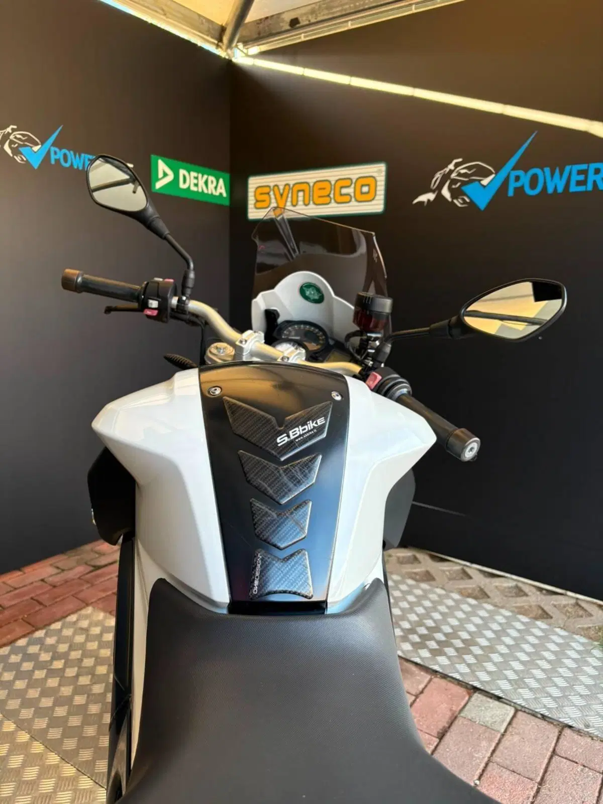 Bmw F 800 R (2009 - 11) (12)