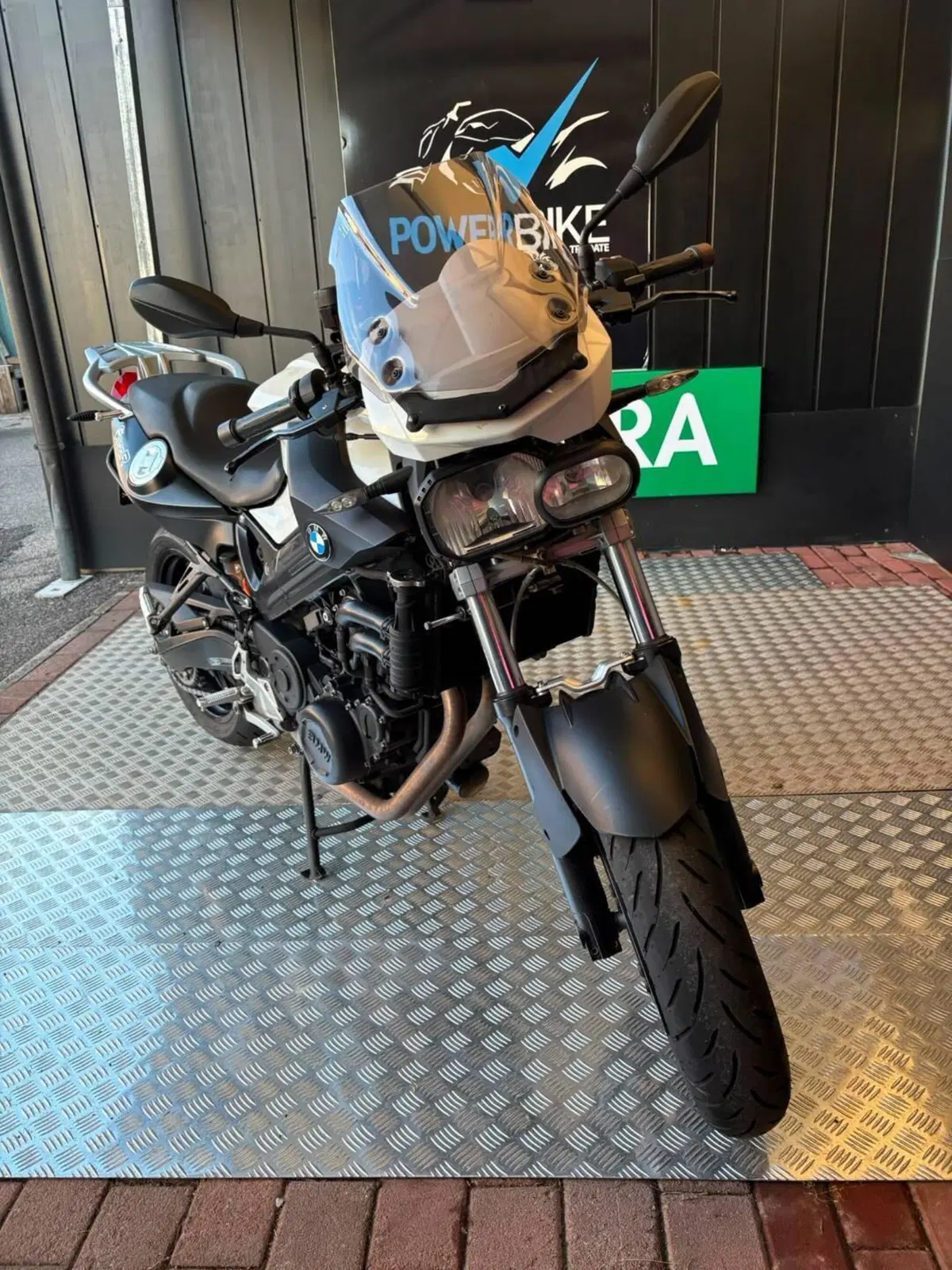 Bmw F 800 R (2009 - 11) (16)