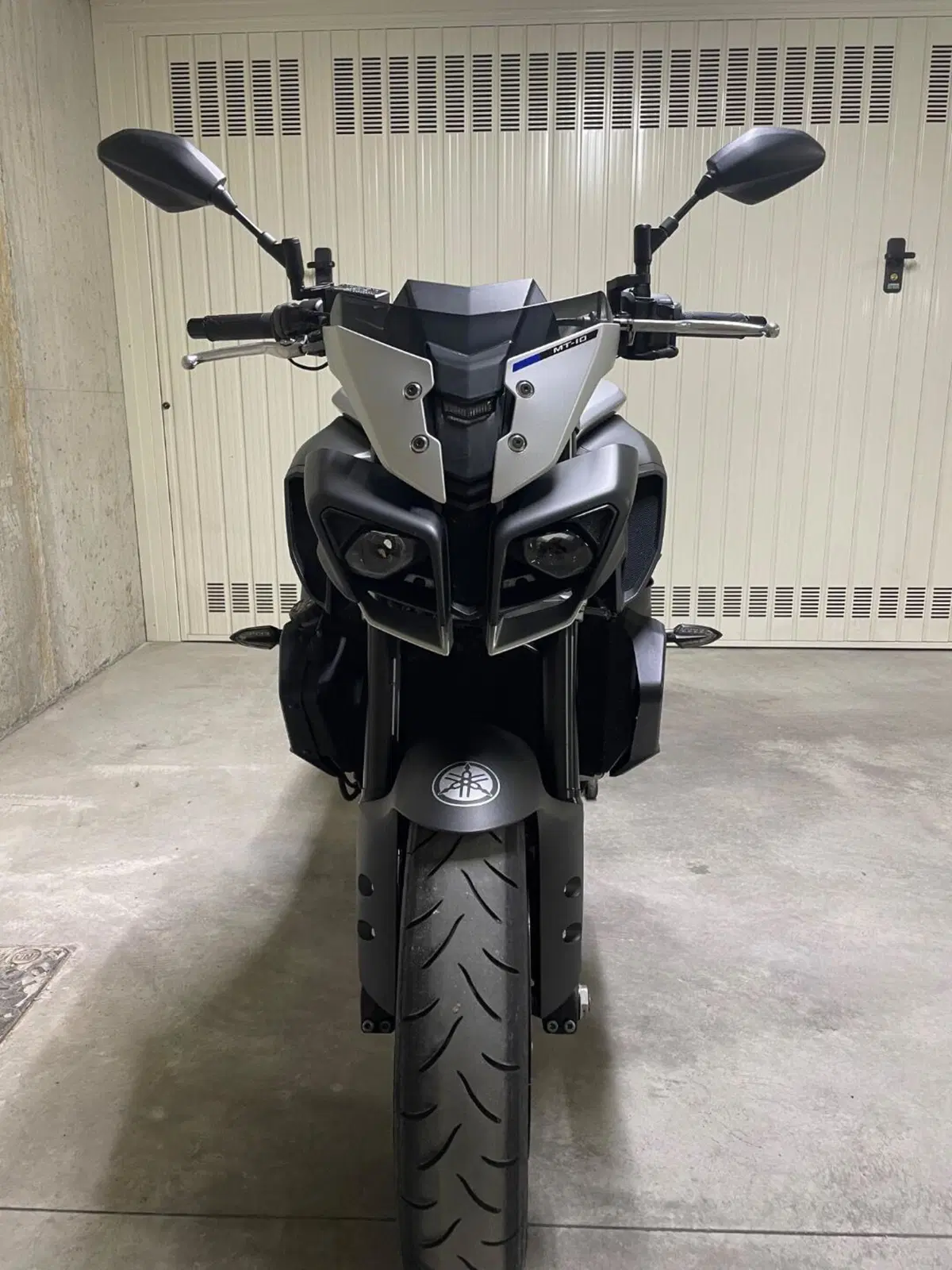 Yamaha MT-10 ABS (2016 - 17) (6)