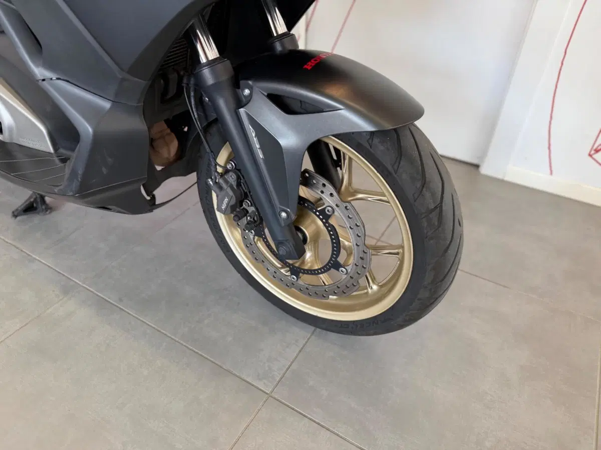 Honda Integra 750 DCT ABS (2014 - 15) (9)