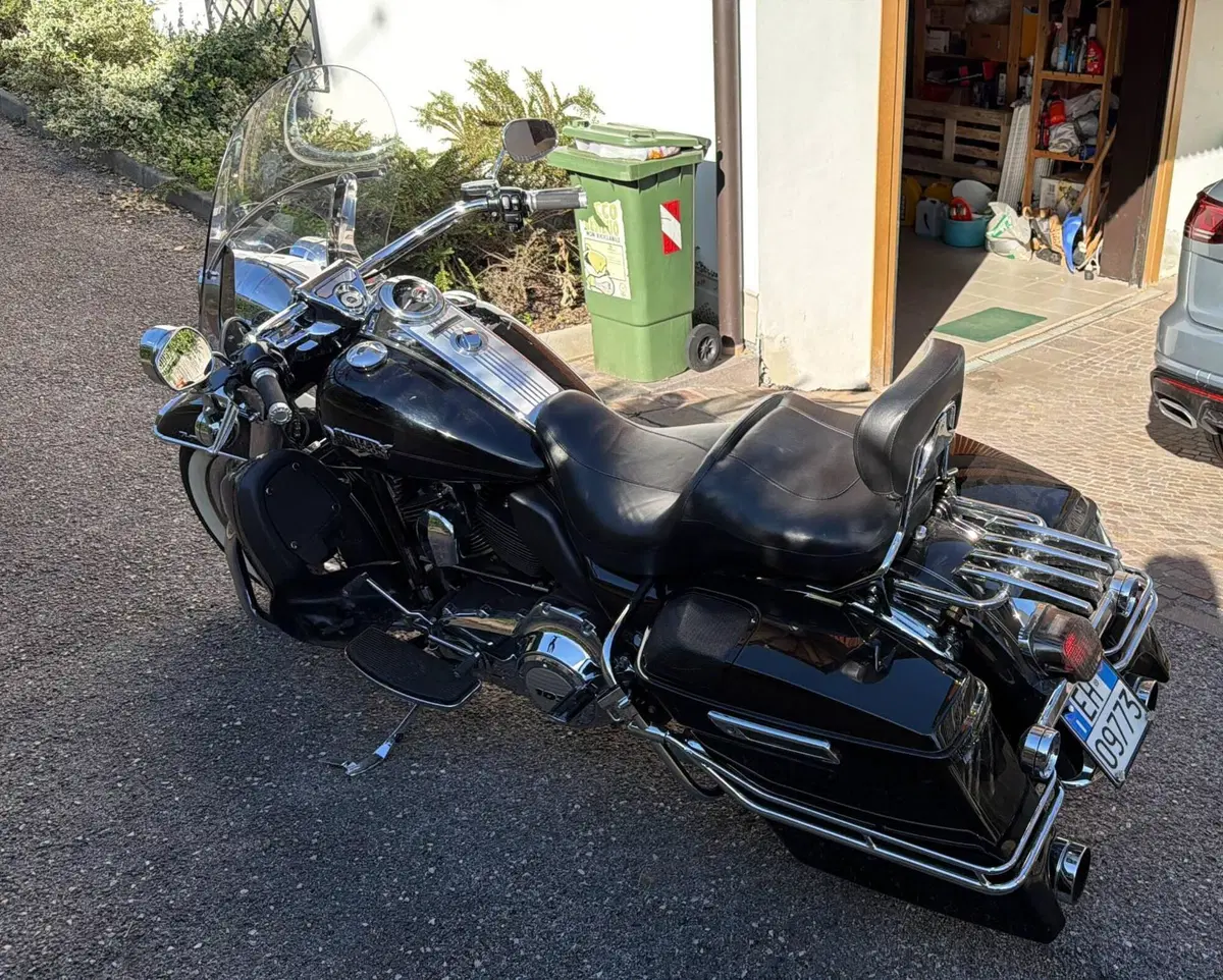 Harley-Davidson 103 Road King Classic (2011 - 13) - FLHRC (2)