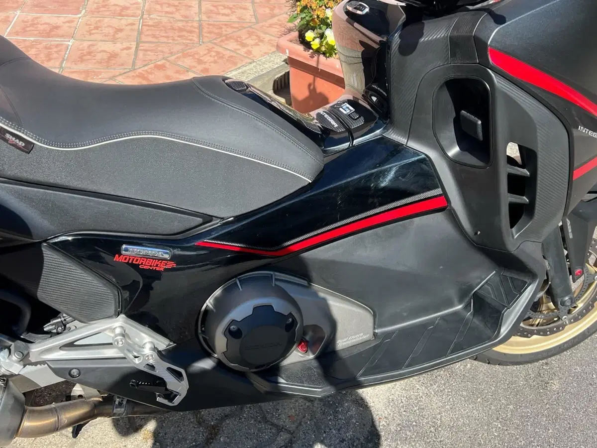 Honda Integra 750 DCT ABS (2014 - 15) (6)